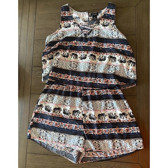 Colorful Romper w/ Ruffle - Picture 1 of 6